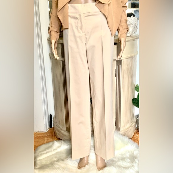 BNWT Escada Dress Pants
Size 38 (EU) Ivory - Picture 1 of 12